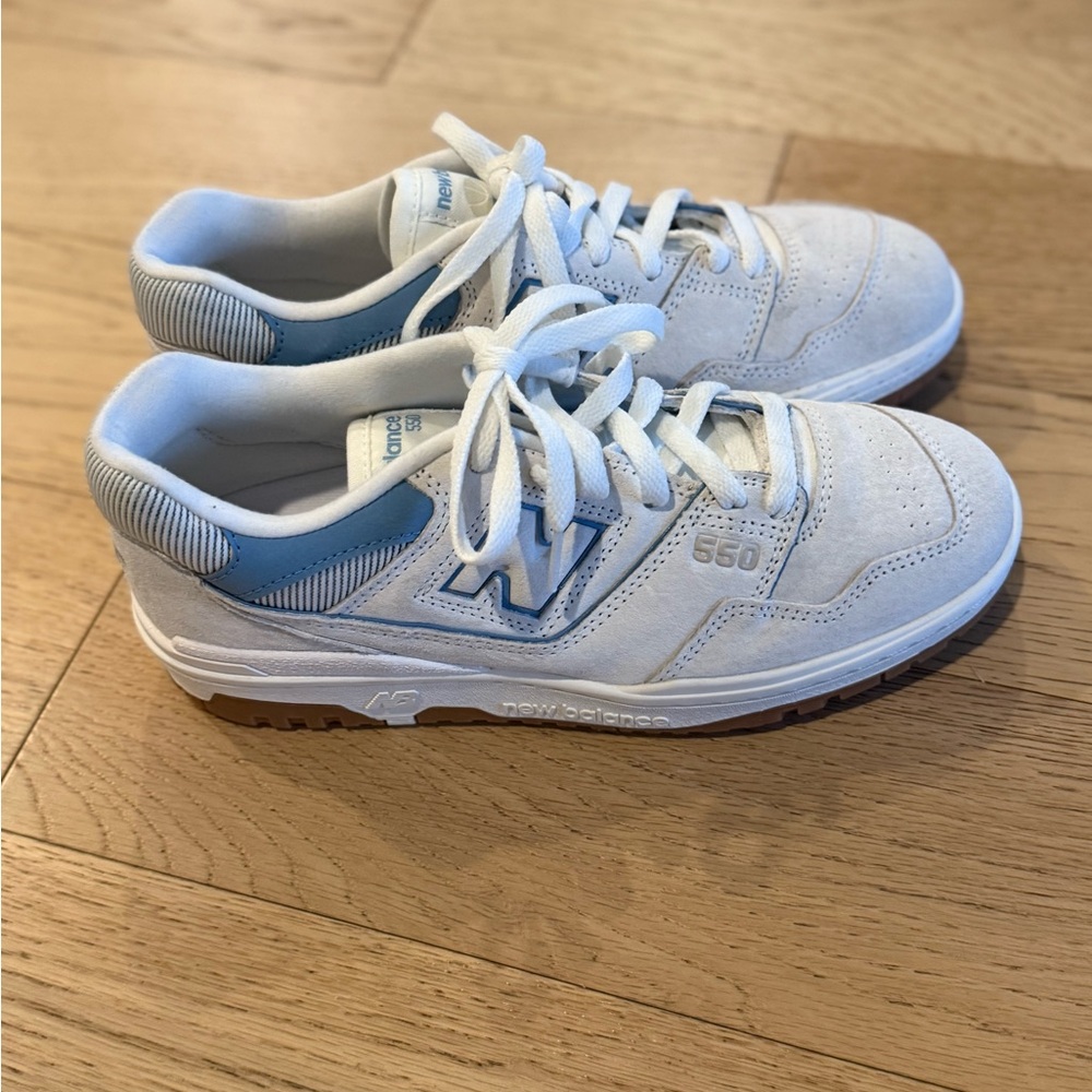 Women New Balance 550 sneakers size 9.5